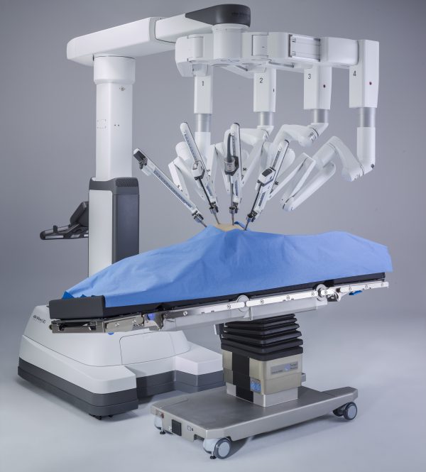 Robô de cirurgia digital